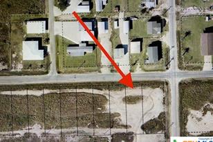 Lot 2 Tbd W Maple St, Port O'Connor, TX 77982 - Photo 1