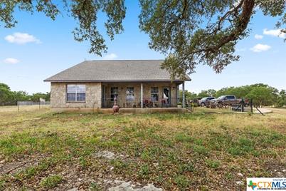 300 Logans Way, Blanco, TX 78606 - Photo 32