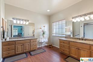 300 Logans Way, Blanco, TX 78606 - Photo 16