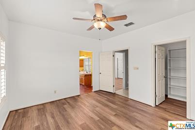 300 Logans Way, Blanco, TX 78606 - Photo 38