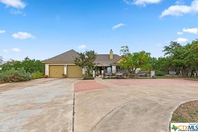 300 Logans Way, Blanco, TX 78606 - Photo 4
