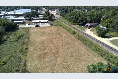 806 and 810 W. 7th, Cameron, TX 76520 - Photo 4