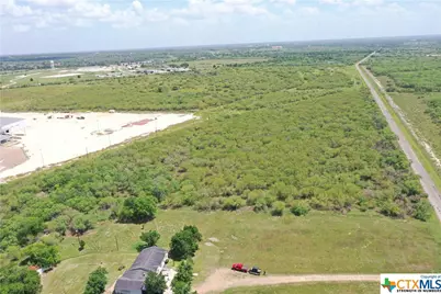 1867 Old Gonzales Road, Cuero, TX 77954 - Photo 4