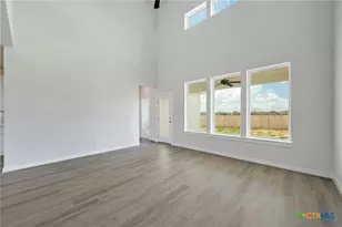 1579 Estelea Grv, New Braunfels, TX 78130 - Photo 10