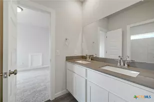 1579 Estelea Grv, New Braunfels, TX 78130 - Photo 32