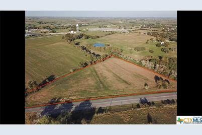 000 US Hwy 90, Shiner, TX 77984 - Photo 2