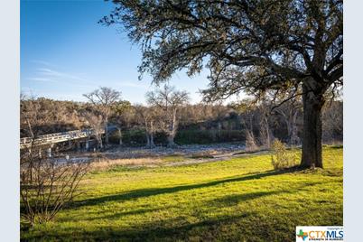 742 Rayner Ranch Boulevard, Spring Branch, TX 78070 - Photo 14