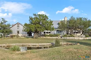 1900 Granite Springs Dr, Fredericksburg, TX 78624 - Photo 8