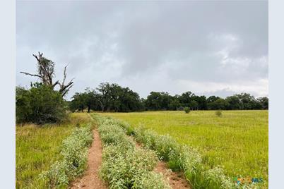 000 Rocky Rd, Cuero, TX 77954 - Photo 2