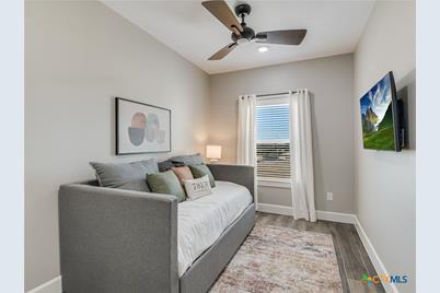1228 Ervendberg Avenue #304, New Braunfels, TX 78130 - Photo 16