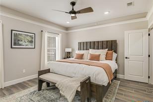 1228 Ervendberg Ave, New Braunfels, TX 78130 - Photo 14