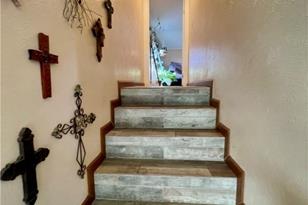 402 Dunn St, Yoakum, TX 77995 - Photo 18