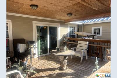 402 Dunn Street, Yoakum, TX 77995 - Photo 46