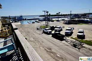 605 S 13th St, Port O'Connor, TX 77982 - Photo 34