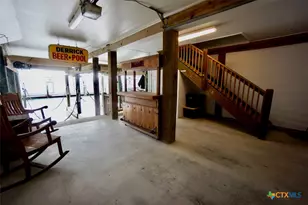 605 S 13th St, Port O'Connor, TX 77982 - Photo 8