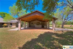 225 Wingate Ct, Seguin, TX 78155 - Photo 8