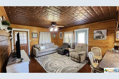 1062 County Road 101, Rogers, TX 76569 - Photo 10