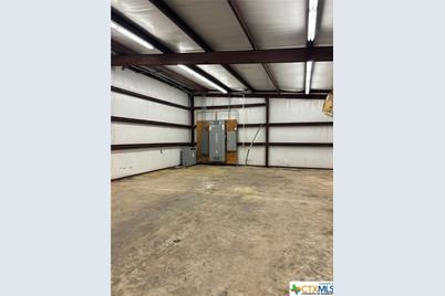 206 E Anaqua Avenue, Victoria, TX 77901 - Photo 12