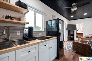 560 Heartleaf Dr, Lampasas, TX 76550 - Photo 10