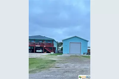 512 W Adams Street, Port O'Connor, TX 77982 - Photo 4