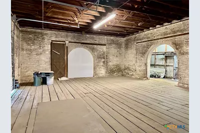 200 W2 W New Braunfels Street #W2, Seguin, TX 78155 - Photo 22