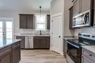 171 Lost Maples Wy, Marion, TX 78124 - Photo 14