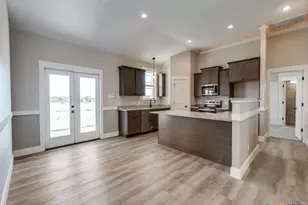 171 Lost Maples Wy, Marion, TX 78124 - Photo 10