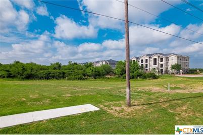 8303 Zac Lentz Parkway, Victoria, TX 77904 - Photo 12