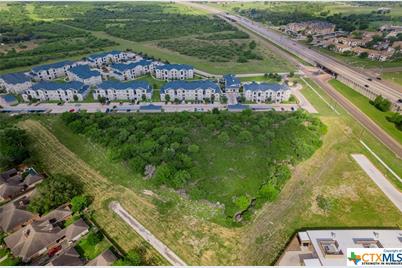 8303 Zac Lentz Parkway, Victoria, TX 77904 - Photo 6