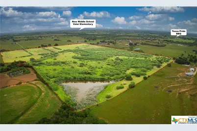 000 La Vernia Road, Adkins, TX 78101 - Photo 2