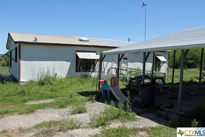 1023 Sierra Drive, Lockhart, TX 78644 - Photo 12