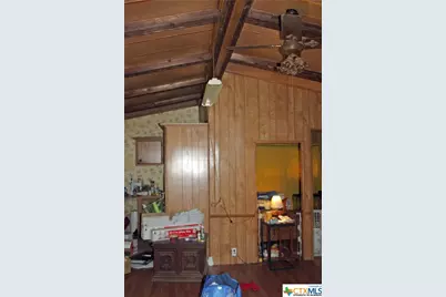 1023 Sierra Drive, Lockhart, TX 78644 - Photo 16