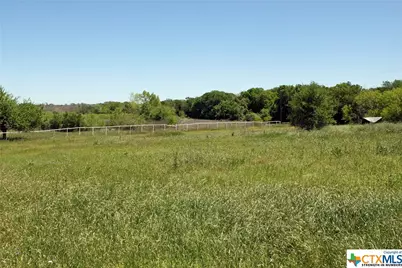 1023 Sierra Drive, Lockhart, TX 78644 - Photo 6