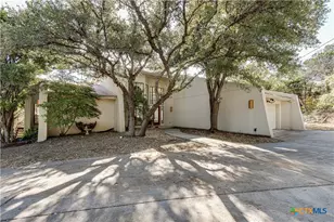 1078 Hillside Vw, New Braunfels, TX 78132 - Photo 8