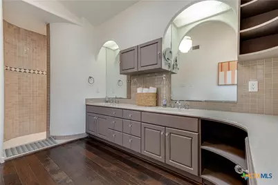 1078 Hillside View, New Braunfels, TX 78132 - Photo 20