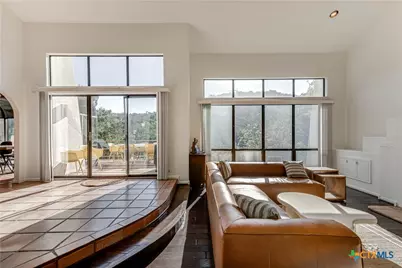 1078 Hillside View, New Braunfels, TX 78132 - Photo 6