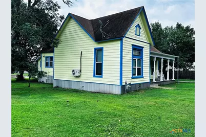 317 Crittenden Street, Yoakum, TX 77995 - Photo 24