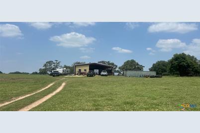 2700 Cr 400 Road, Yoakum, TX 77995 - Photo 10