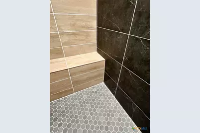 301 Cobblestone Court, Victoria, TX 77904 - Photo 10