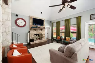 8118 New Dawn, San Antonio, TX 78250 - Photo 6