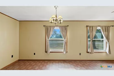 6421 Fm 1117, Seguin, TX 78155 - Photo 14