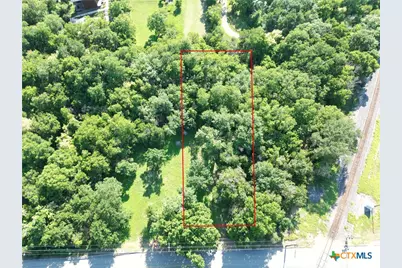 505 N Commerce Street, Lockhart, TX 78644 - Photo 8