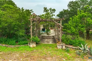1218 Oakwood Loop, Wimberley, TX 78676 - Photo 26