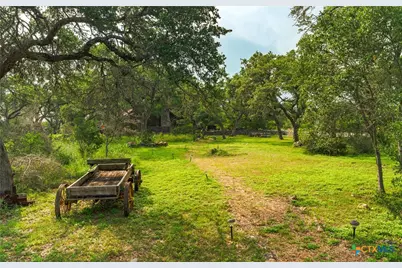 1218 Oakwood Loop, Wimberley, TX 78676 - Photo 32