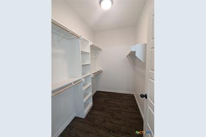 1704 E Avenue G, Lampasas, TX 76550 - Photo 14