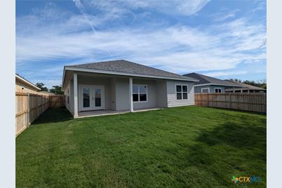 1708 E Ave G, Lampasas, TX 76550 - Photo 20