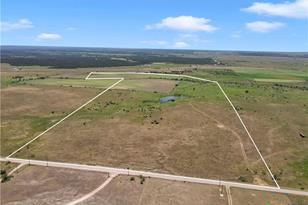 10600 Co Rd 210, Bertram, TX 78605 - Photo 40