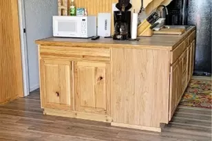 1012 W Denver Ave, Seadrift, TX 77983 - Photo 8