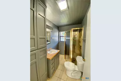 906 Lakeview Trail, Mcqueeney, TX 78123 - Photo 10