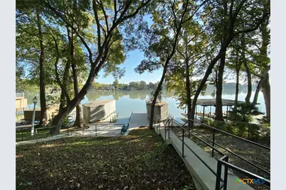 906 Lakeview Trail, Mcqueeney, TX 78123 - Photo 2